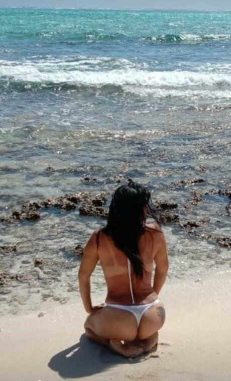 Foto di nudo di fuga di OnlyFans di Sandra Males