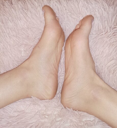 Foto di nudo di fuga di OnlyFans di Feetappetit