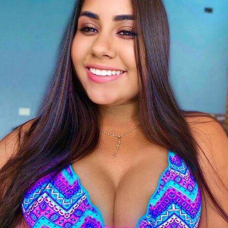 Foto di nudo di fuga di OnlyFans di Jhenyh Morena
