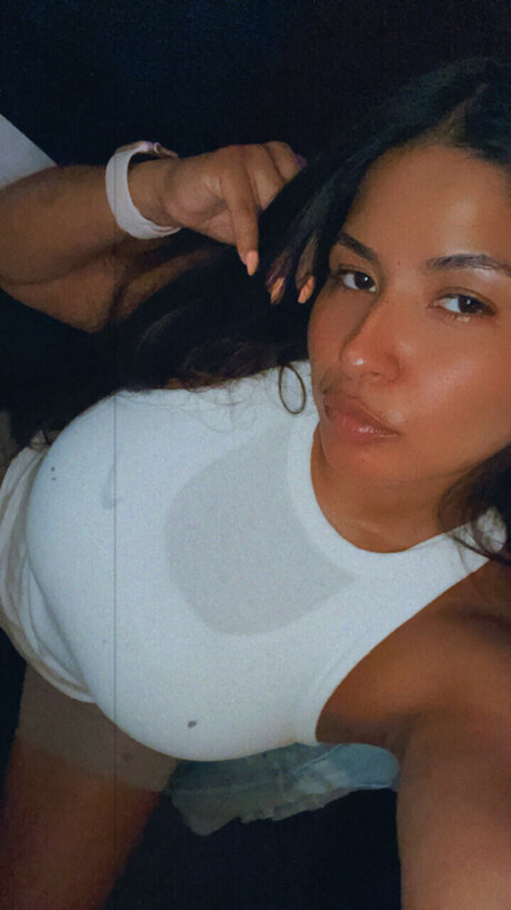 Foto di nudo di fuga di OnlyFans di Mayra Fuentes