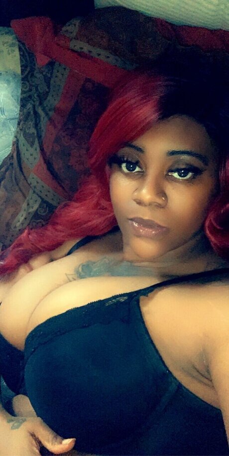 Foto di nudo di fuga di OnlyFans di Luscious Caramel