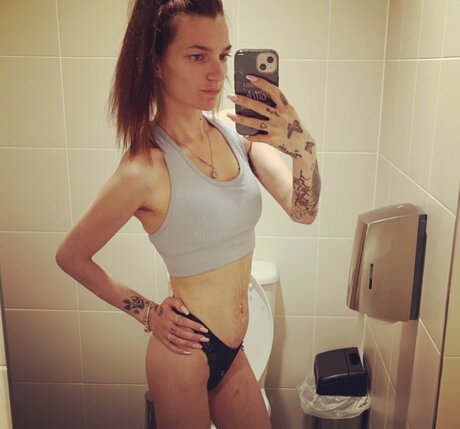 Foto di nudo di fuga di OnlyFans di Miss Princess