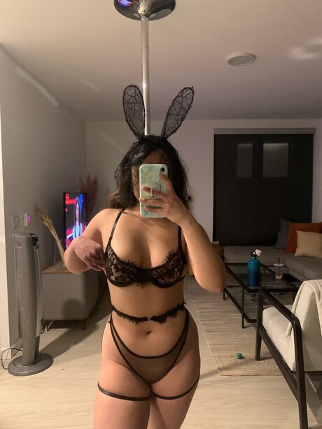 Foto di nudo di fuga di OnlyFans di Yours