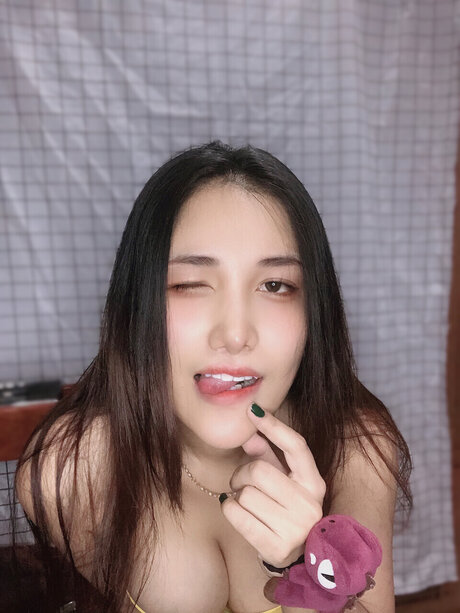 Foto di nudo di fuga di OnlyFans di Raylyn