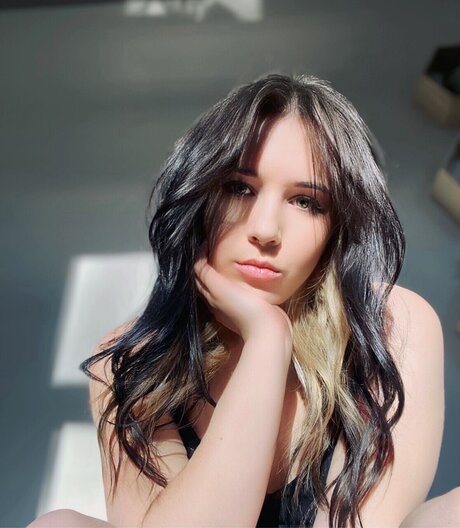 Foto di nudo di fuga di OnlyFans di Katy