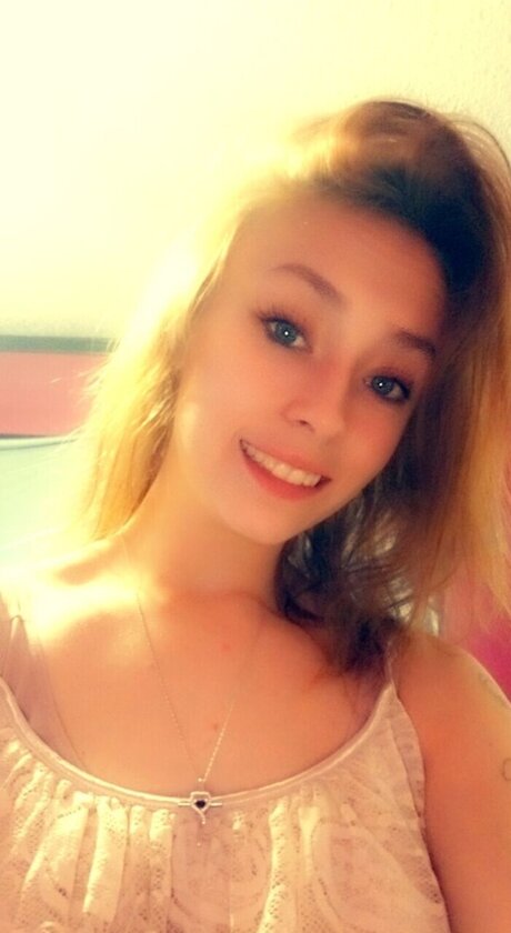 Foto di nudo di fuga di OnlyFans di Lilbell