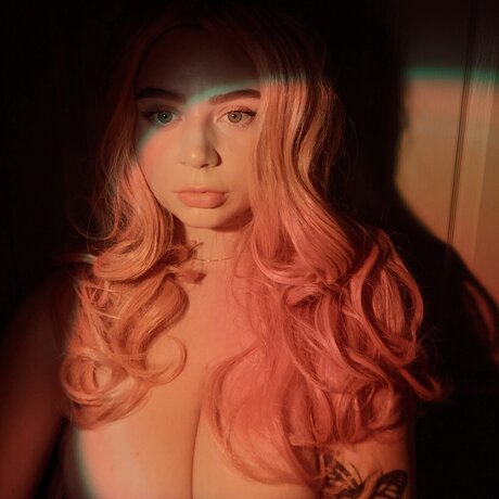 Foto di nudo di fuga di OnlyFans di Cherrywolfx