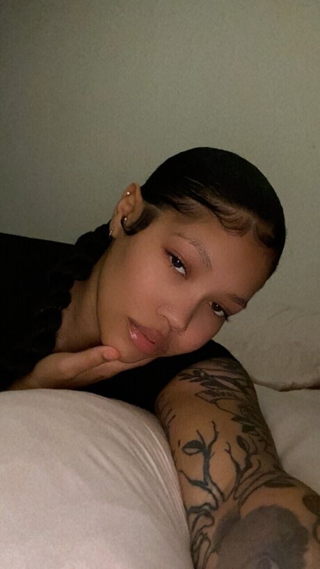 Foto di nudo di fuga di OnlyFans di Reese 