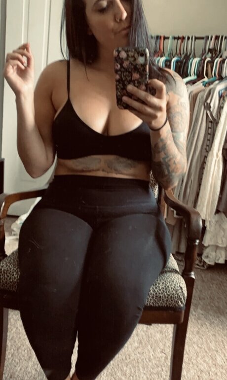 Foto di nudo di fuga di OnlyFans di Hidden Treasures