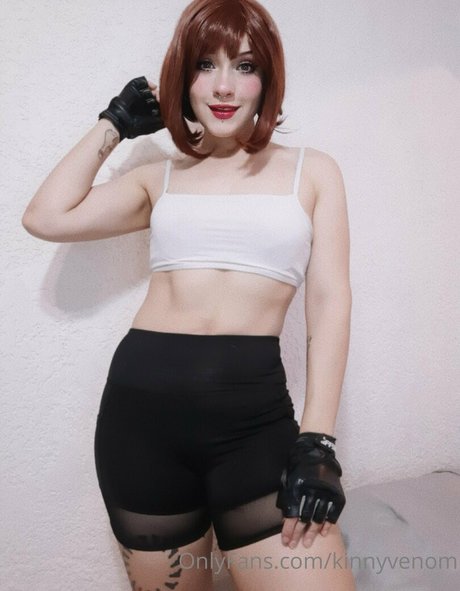 Foto di nudo di fuga di OnlyFans di Kinnyvenom
