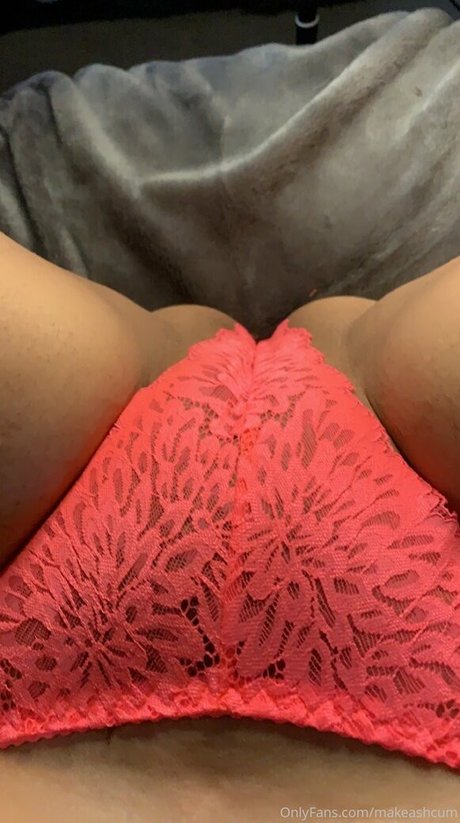 Foto di nudo di fuga di OnlyFans di Makeashcum