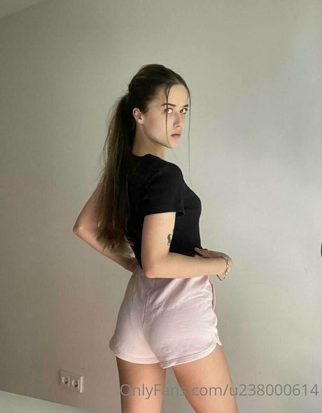 Foto di nudo di fuga di OnlyFans di Anastasiyanvip