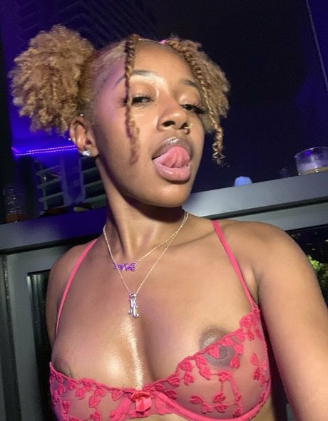 Foto di nudo di fuga di OnlyFans di Kekedascorpio