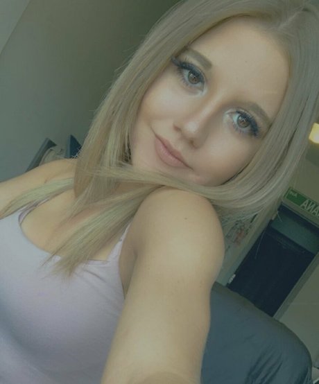 Foto di nudo di fuga di OnlyFans di Jasminebabbyy