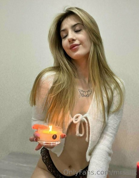 Foto di nudo di fuga di OnlyFans di Mrssilk