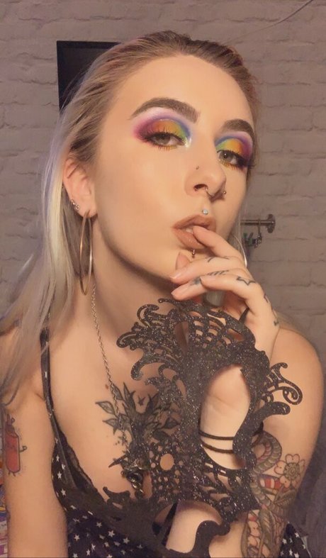 Foto di nudo di fuga di OnlyFans di Modelmissbee