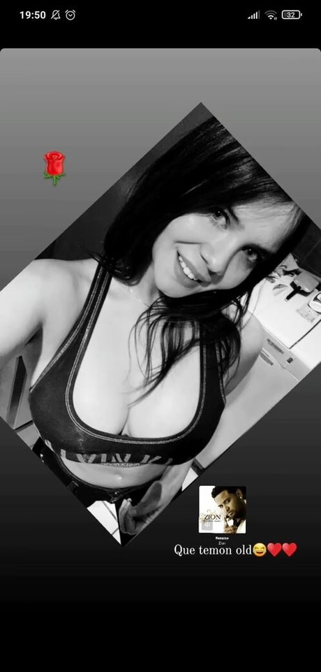 Foto di nudo di fuga di OnlyFans di Faahpriv