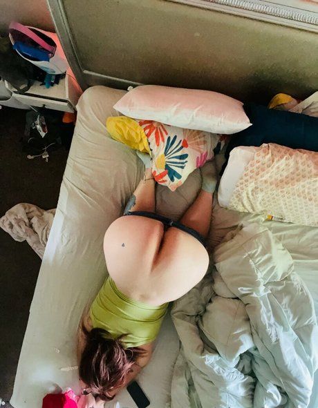 Foto di nudo di fuga di OnlyFans di Rainbowfundipp