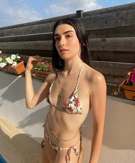 Foto di nudo di fuga di OnlyFans di Hazar Erguclu