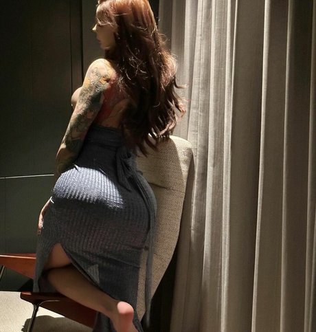 Foto di nudo di fuga di OnlyFans di Nisixixixi