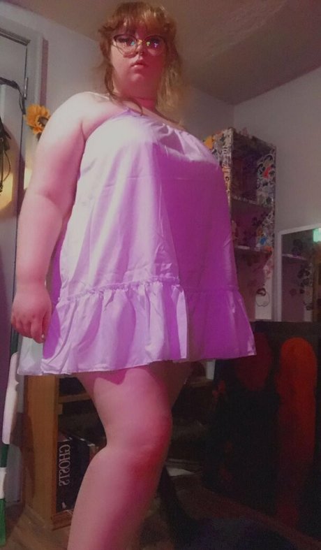Foto di nudo di fuga di OnlyFans di Cutepeaches2