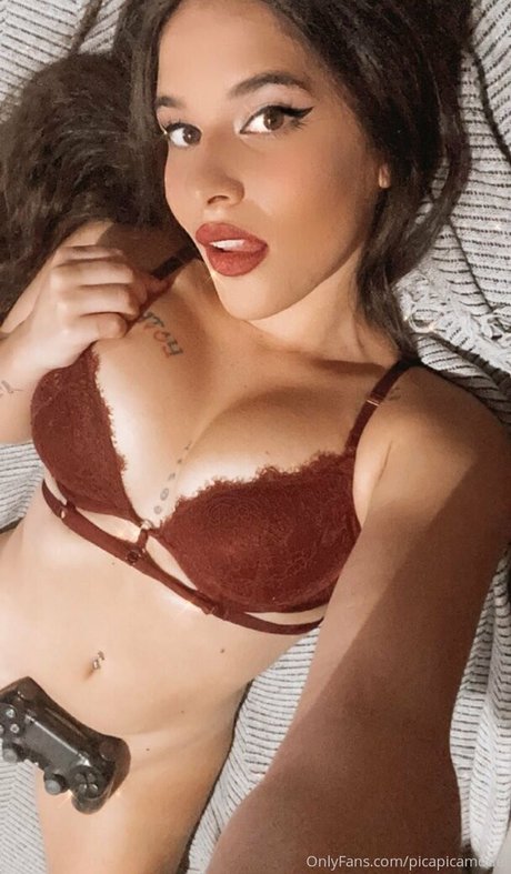 Foto di nudo di fuga di OnlyFans di Picapicamodel