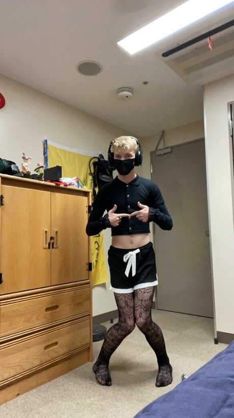 Foto di nudo di fuga di OnlyFans di Femboy35