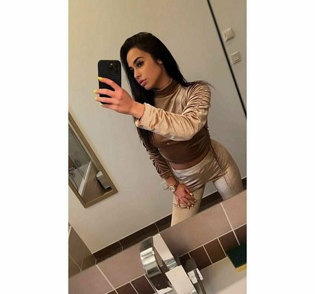 Foto di nudo di fuga di OnlyFans di Katrinamiss