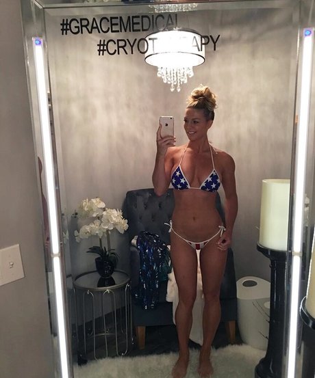 Foto di nudo di fuga di OnlyFans di Callie Bundy