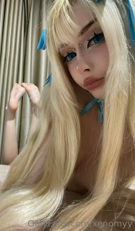 Foto di nudo di fuga di OnlyFans di Xenomyy