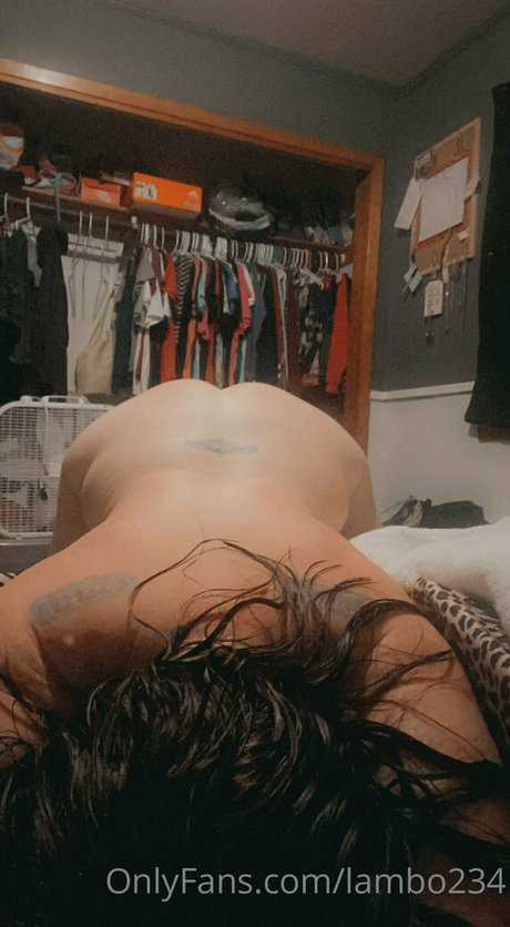 Foto di nudo di fuga di OnlyFans di Lambo234