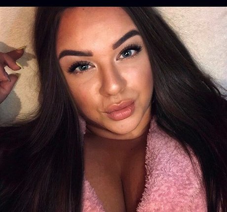 Foto di nudo di fuga di OnlyFans di Skorka Kitti