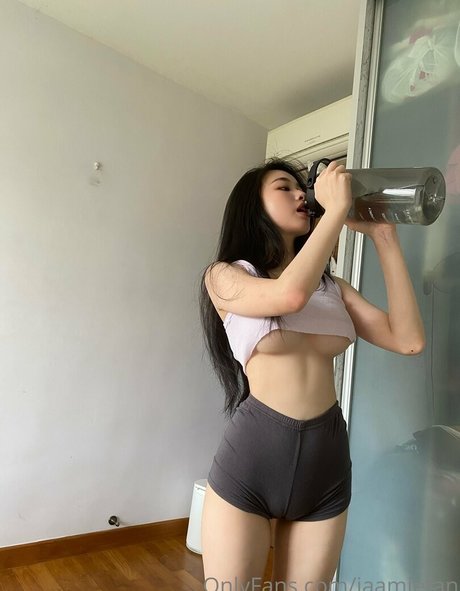 Foto di nudo di fuga di OnlyFans di Jaamietan