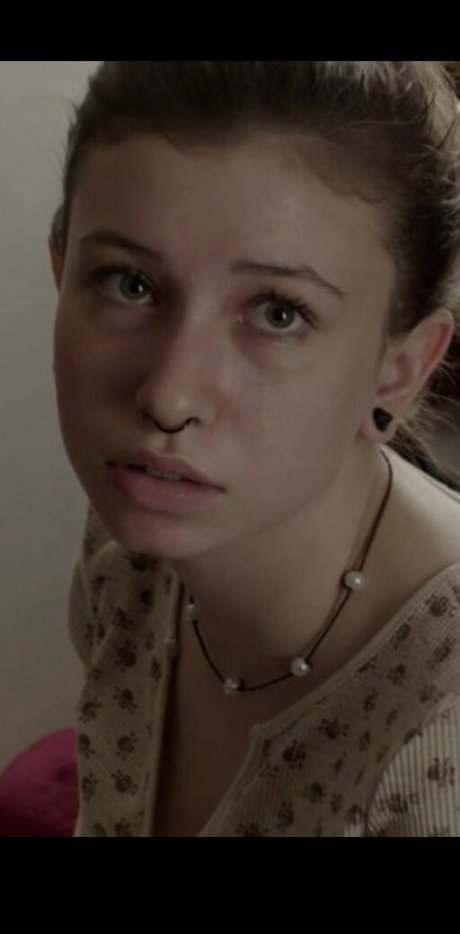 Foto di nudo di fuga di OnlyFans di Katelyn Nacon