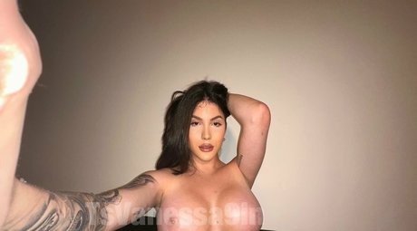 Foto di nudo di fuga di OnlyFans di Ts Vanessa9in