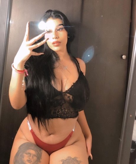 Foto di nudo di fuga di OnlyFans di Fernanda V