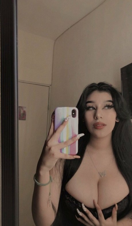Fernanda V