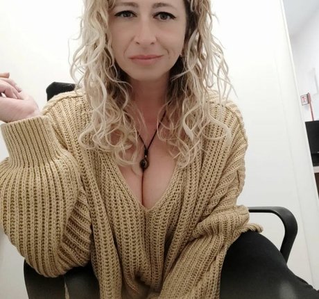 Foto di nudo di fuga di OnlyFans di Sabina Di Iorio