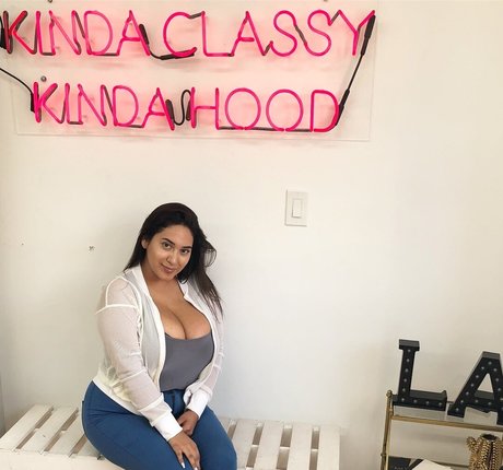 Foto di nudo di fuga di OnlyFans di Realroses