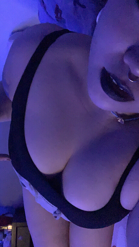 Foto di nudo di fuga di OnlyFans di Katherine