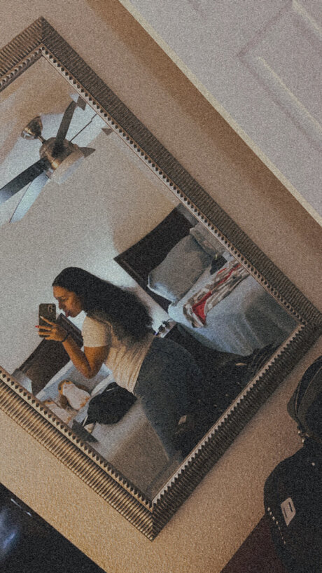 Foto di nudo di fuga di OnlyFans di Ky