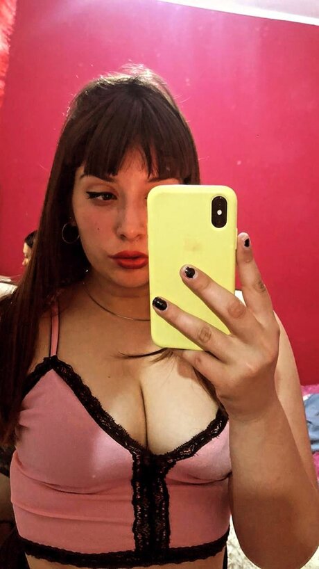 Foto di nudo di fuga di OnlyFans di Lucia