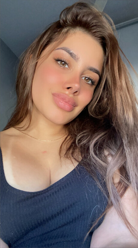 Foto di nudo di fuga di OnlyFans di Brigitte