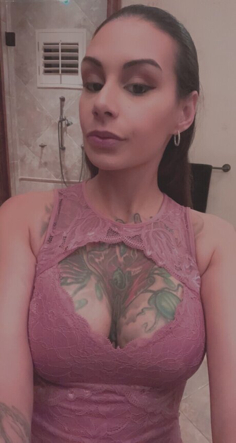 Foto di nudo di fuga di OnlyFans di Stacy Columbo