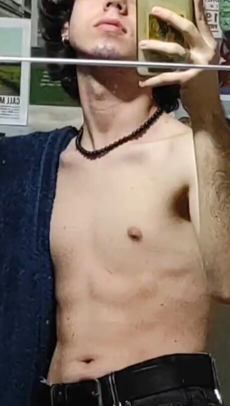 Foto di nudo di fuga di OnlyFans di Salixlonica