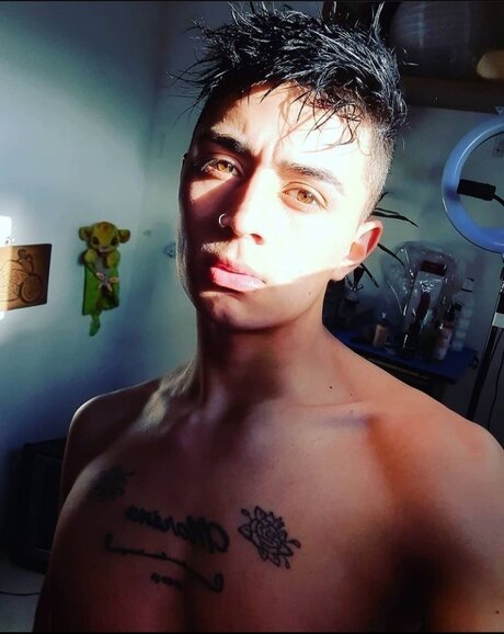 Foto di nudo di fuga di OnlyFans di Thoorner