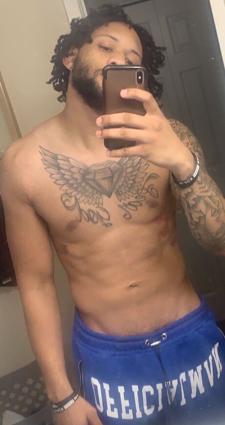 Foto di nudo di fuga di OnlyFans di Dropp23