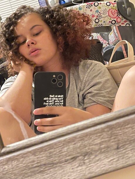 Foto di nudo di fuga di OnlyFans di Ariel White