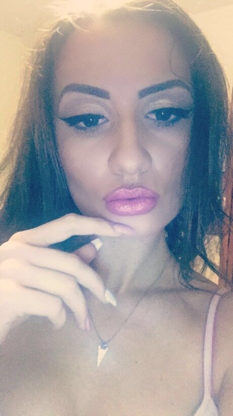 Foto di nudo di fuga di OnlyFans di Babygirl