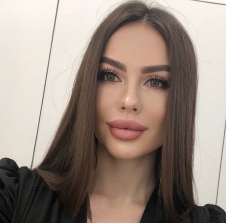 Foto di nudo di fuga di OnlyFans di Viktoria